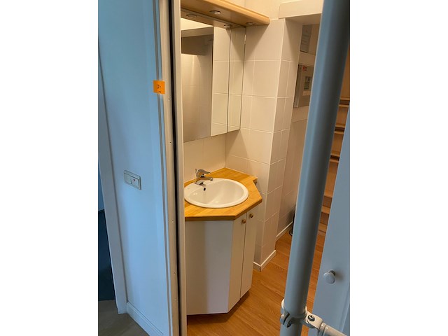 Volledige badkamer - afbeelding 2 van  2