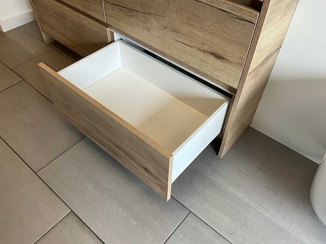 Volledige badkamer/wandmeubel opstelling - afbeelding 3 van  26