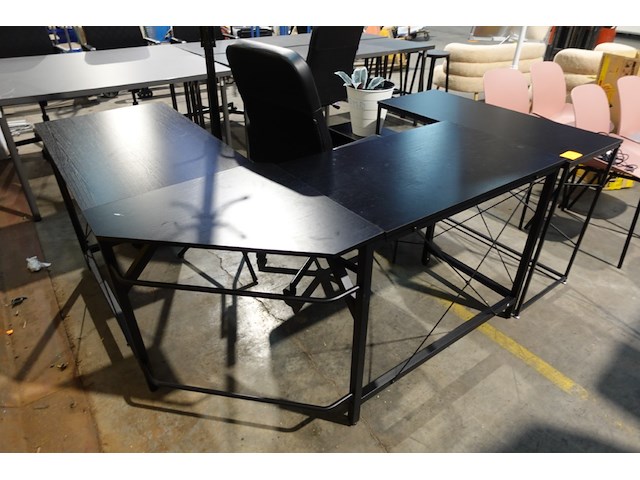 Volledige bureauopstelling - afbeelding 8 van  8