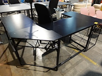 Volledige bureauopstelling - afbeelding 8 van  8