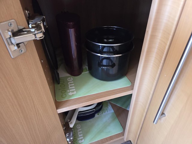 Volledige inboedel appartement en kelder in deurne - afbeelding 13 van  84