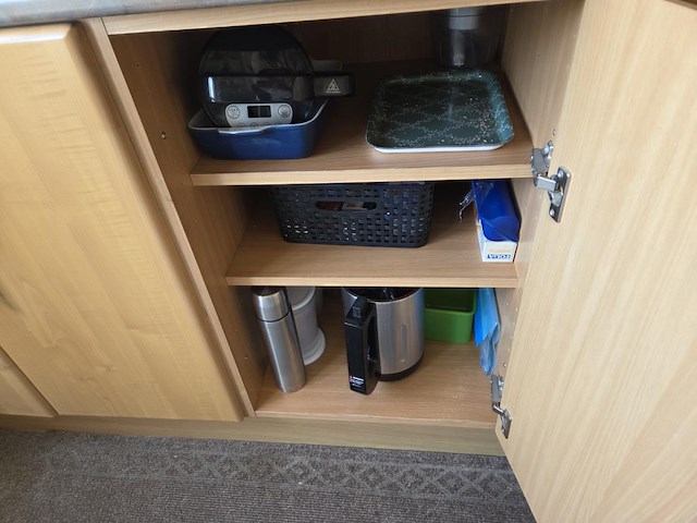 Volledige inboedel appartement en kelder in deurne - afbeelding 15 van  84