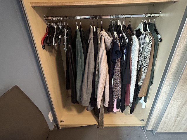 Volledige inboedel appartement + garage - afbeelding 13 van  107
