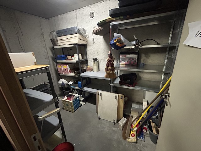 Volledige inboedel appartement + garage - afbeelding 32 van  107