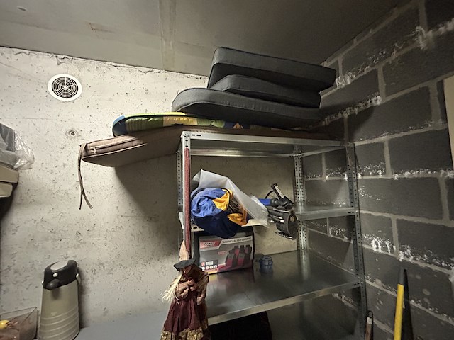 Volledige inboedel appartement + garage - afbeelding 53 van  107