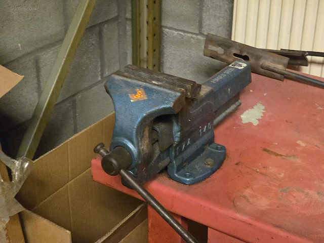 Volledige inhoud atelier makita, grundfos - afbeelding 6 van  24