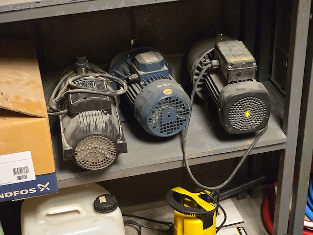 Volledige inhoud atelier makita, grundfos - afbeelding 22 van  24