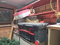 Volledige inhoud bergruimte - afbeelding 15 van  23