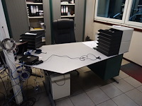 Volledige inhoud bureau ruimte - afbeelding 6 van  12