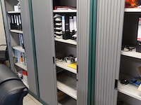 Volledige inhoud bureau ruimte - afbeelding 10 van  12