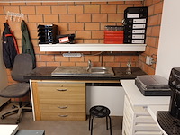 Volledige inhoud bureau - afbeelding 11 van  18