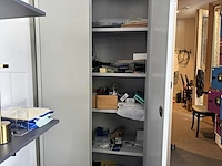 Volledige inhoud bureel - afbeelding 12 van  18