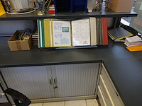 Volledige inhoud dossierkasten - afbeelding 13 van  17