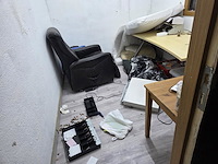 Volledige inhoud kamer & kantoor - afbeelding 4 van  5