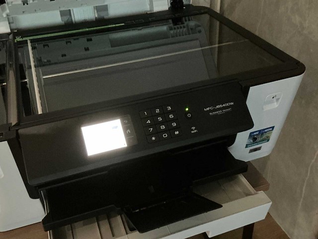 Volledige inhoud kantoorruimte 1e verdiep - afbeelding 4 van  15