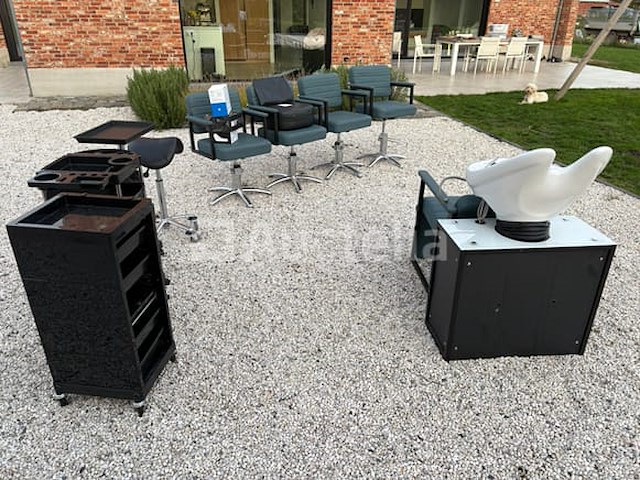 Volledige inhoud kapperszaak - afbeelding 2 van  9