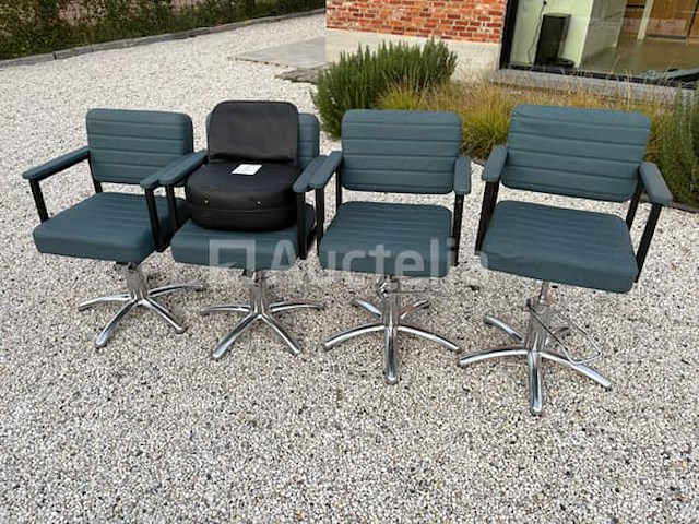 Volledige inhoud kapperszaak - afbeelding 7 van  9