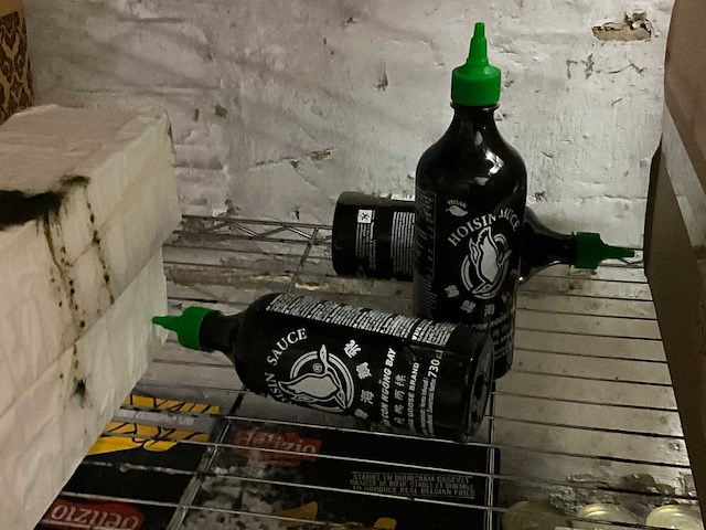 Volledige inhoud kelderruimte - afbeelding 1 van  8