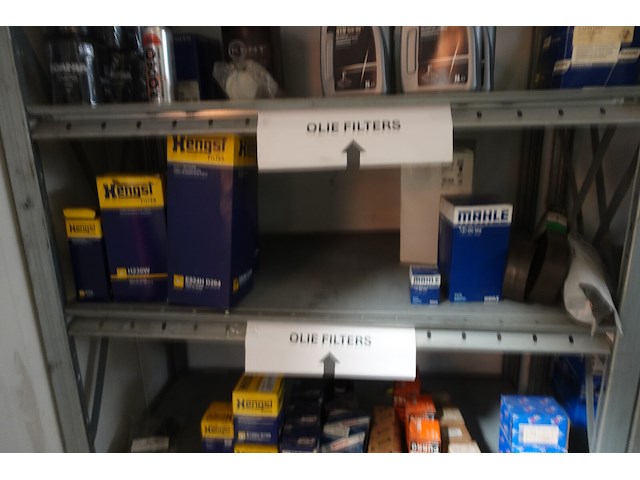 Volledige inhoud magazijn - afbeelding 8 van  19