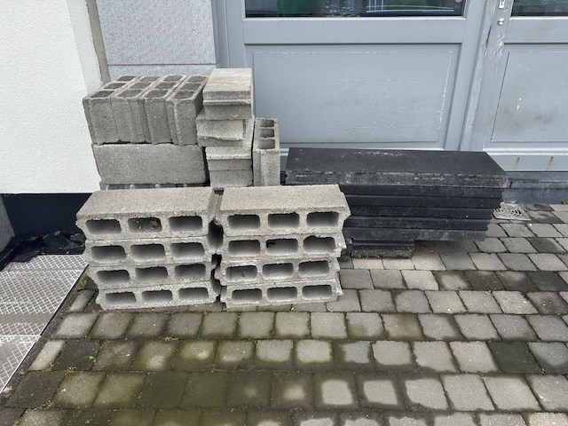 Volledige inhoud magazijn - afbeelding 10 van  25