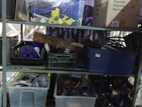 Volledige inhoud metalen wandrek - afbeelding 3 van  8