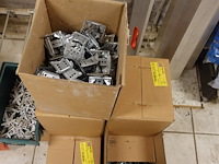 Volledige inhoud rek alu regels/profielen - afbeelding 4 van  5