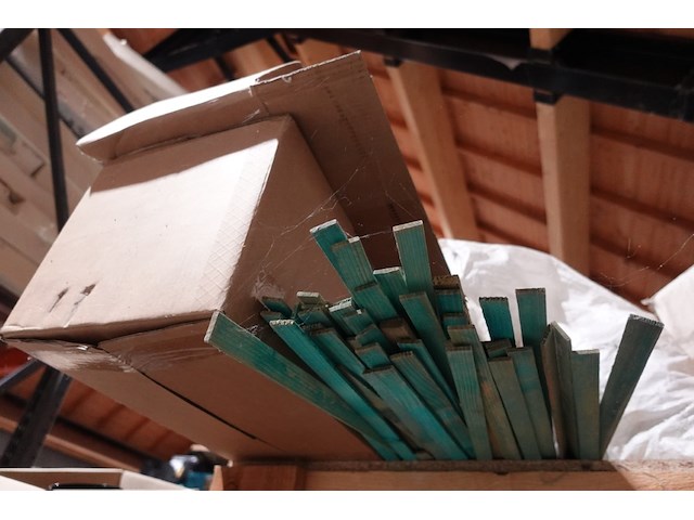 Volledige inhoud rek dakdekkers toebehoren - afbeelding 6 van  7