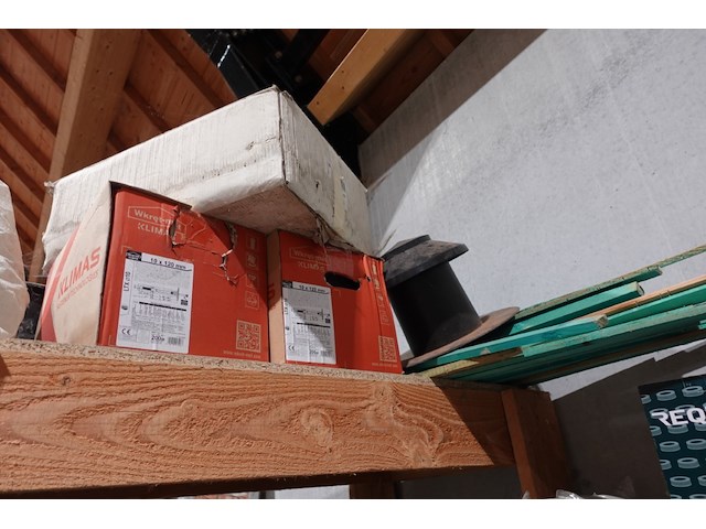 Volledige inhoud rek dakdekkers toebehoren - afbeelding 7 van  7