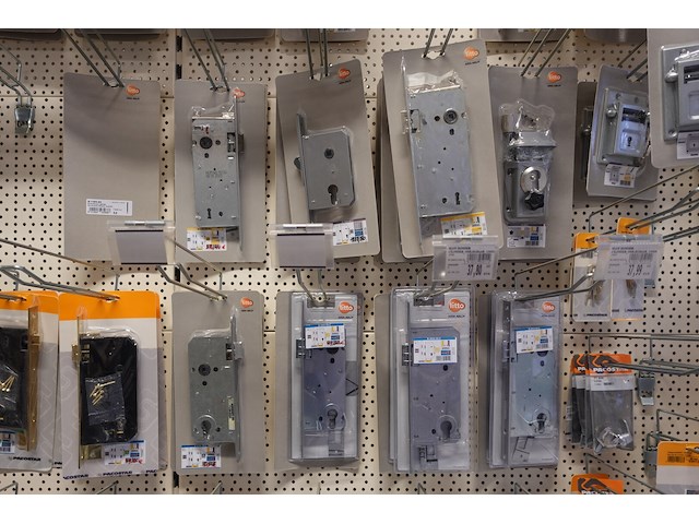 Volledige inhoud rek deurbeslag - afbeelding 5 van  23