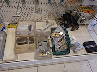 Volledige inhoud rek deurbeslag - afbeelding 11 van  23