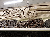 Volledige inhoud rek divers smeedwerk - afbeelding 11 van  27