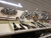 Volledige inhoud rek divers smeedwerk - afbeelding 16 van  27