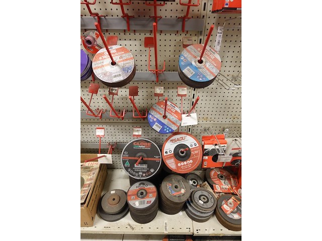 Volledige inhoud rek divers werkmateriaal - afbeelding 20 van  20