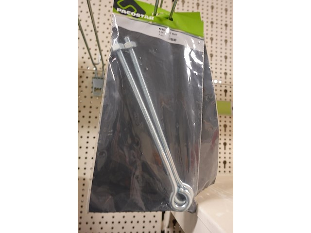 Volledige inhoud rek diverse ijzerwaren - afbeelding 3 van  13