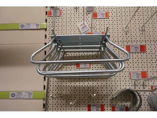 Volledige inhoud rek diverse ijzerwaren - afbeelding 6 van  13