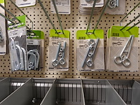 Volledige inhoud rek diverse ijzerwaren - afbeelding 12 van  13