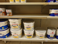 Volledige inhoud rek diverse verven - afbeelding 5 van  13