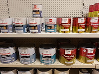 Volledige inhoud rek diverse verven - afbeelding 10 van  13