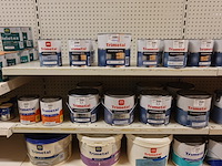 Volledige inhoud rek diverse verven - afbeelding 11 van  13