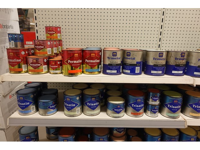 Volledige inhoud rek diverse verven - afbeelding 13 van  13