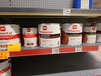 Volledige inhoud rek diverse verven/producten - afbeelding 3 van  5