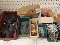 Volledige inhoud rek diversen