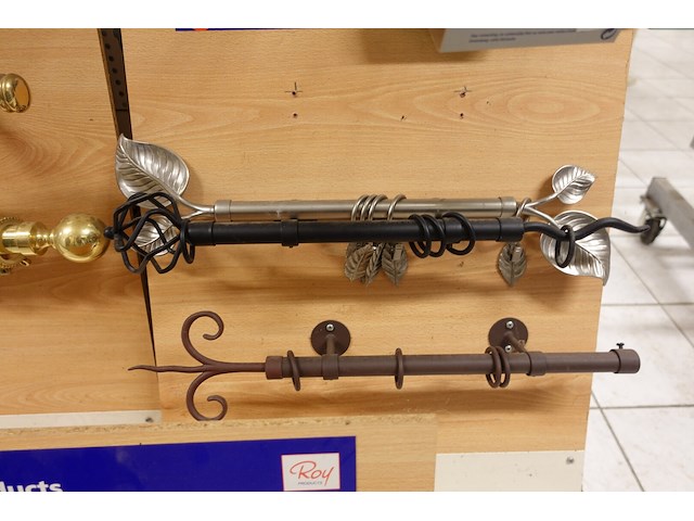 Volledige inhoud rek diversen - afbeelding 6 van  9