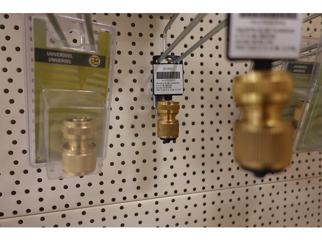 Volledige inhoud rek diversen - afbeelding 3 van  14