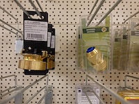 Volledige inhoud rek diversen - afbeelding 7 van  14