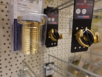 Volledige inhoud rek diversen - afbeelding 14 van  14