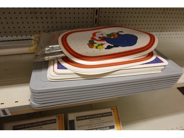 Volledige inhoud rek diversen - afbeelding 6 van  18