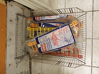 Volledige inhoud rek diversen - afbeelding 17 van  18