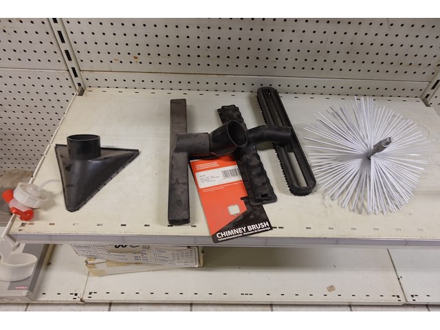 Volledige inhoud rek diversen - afbeelding 4 van  7