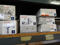 Volledige inhoud rek diversen - afbeelding 14 van  30